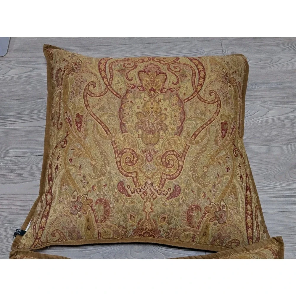 Lauren Ralph Lauren Dalmency Hall Gold Burgundy Suede Trim Medallion 24